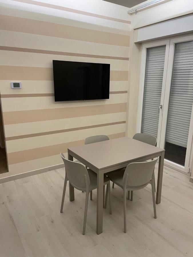 Dimora Lucia Apartment Troia Екстериор снимка