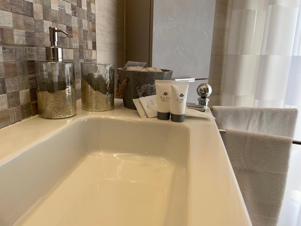Dimora Lucia Apartment Troia Екстериор снимка