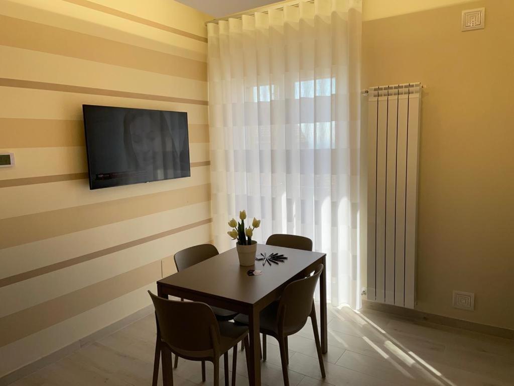 Dimora Lucia Apartment Troia Екстериор снимка